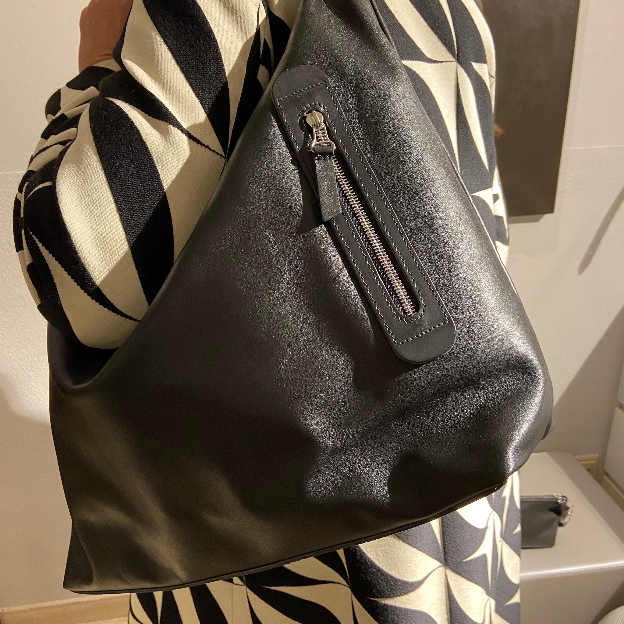Ackermann Tasche | VANCOUVER aus schwarzem Olivenleder
