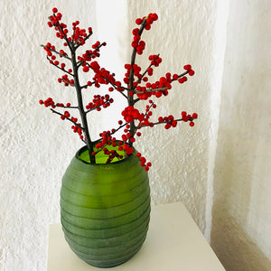 GUAXS  Vase  | BELLY XL in grün | Glas, mundgeblasen und von Hand geschliffen