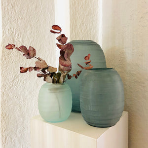 GUAXS  Vase  | BELLY enorm indigo | Glas, mundgeblasen und von Hand geschliffen
