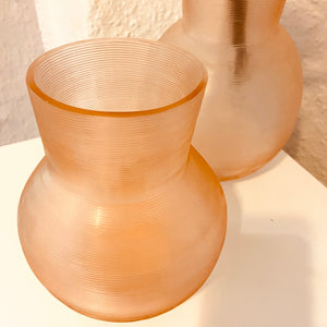 GUAXS  Vasen  | YEOLA S rose | Glas, mundgeblasen und von Hand geschliffen