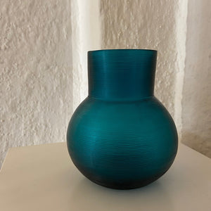 GUAXS  Vase  | YEOLA S - blau | Glas, mundgeblasen und von Hand geschliffen