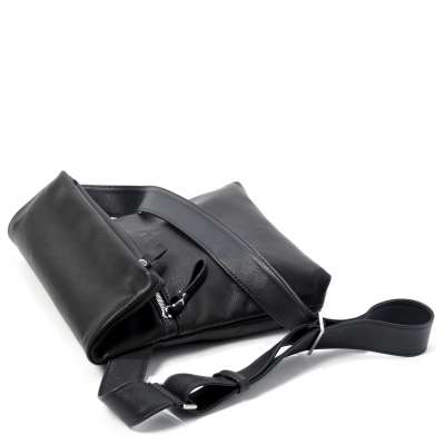 Ackermann Tasche | LONDON M aus schwarzem Softnappa